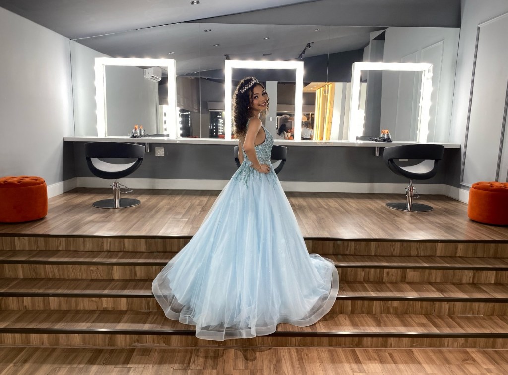 Stylebar Boa Viagem lança pacotes para debutantes com direito&nbsp;a mimos e&nbsp;benefício