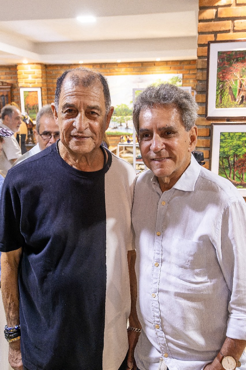 Ferreira celebra 50 anos de arte em exposição no Recife, recebendo personalidades em seu&nbsp;ateliê