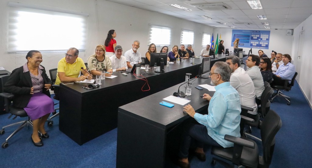 Cientista político Antonio Lavareda palestra sobre gestão pública para secretariado do&nbsp;Jaboatao