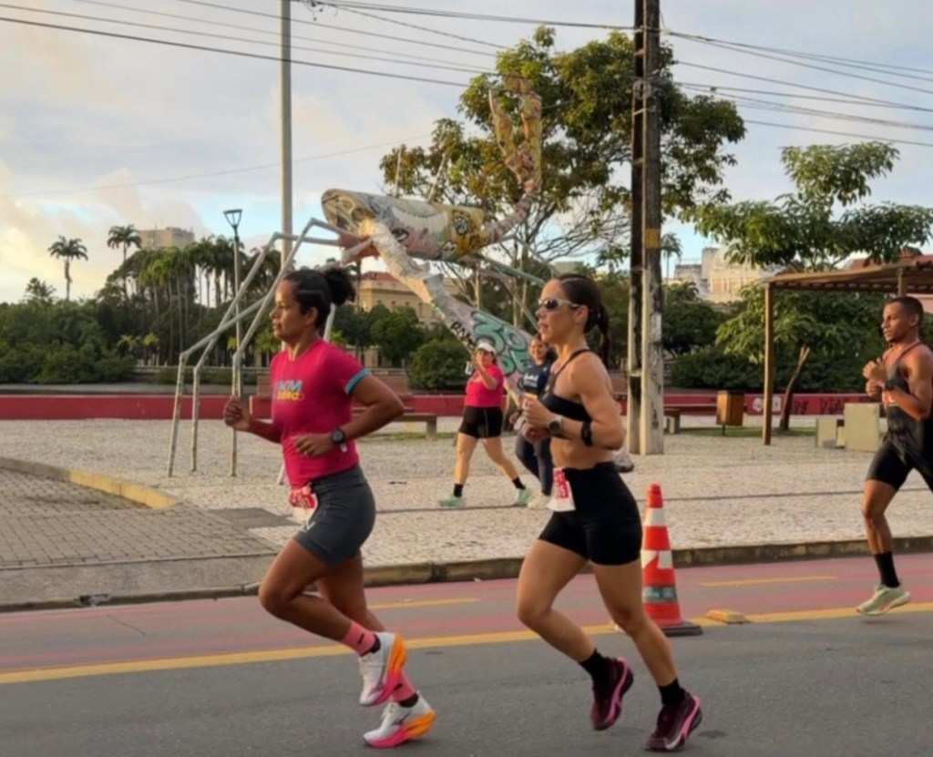 Quatro mil histórias cruzam a linha de chegada na Meia Maratona do Marco Zero
