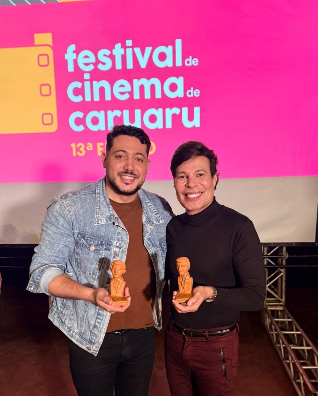 Wagnner Sales vence Melhor Ator e Allan Drade conquista Melhor Filme no Festival de Cinema de&nbsp;Caruaru