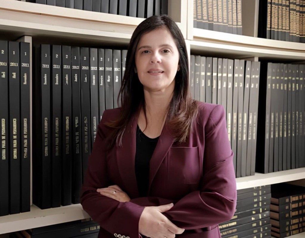 Érika Ferraz é destaque no reconhecido”Podcast Jurídico O Direito Empresarial Café com&nbsp;Leite”.